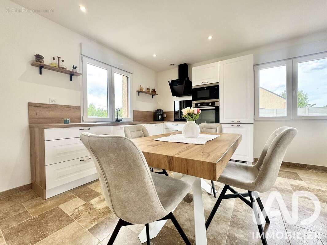 Maison 52 m² à Rocroi  - photo 2