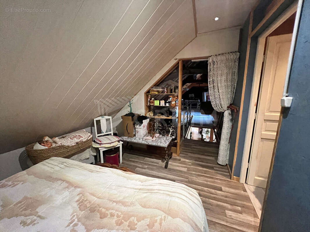 Maison à CHAMPIGNELLES