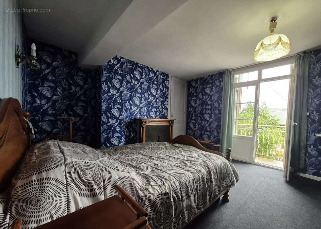 Maison à MONTRICHARD