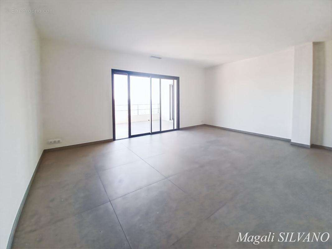 Maison à SPERACEDES