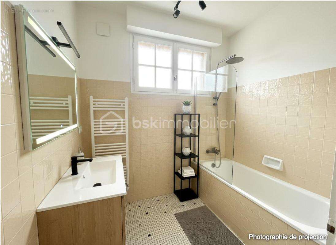 PLEIN BOURG– Maison familiale 155 m² – Terrain 480 m² – Rennes Métropole - photo 9