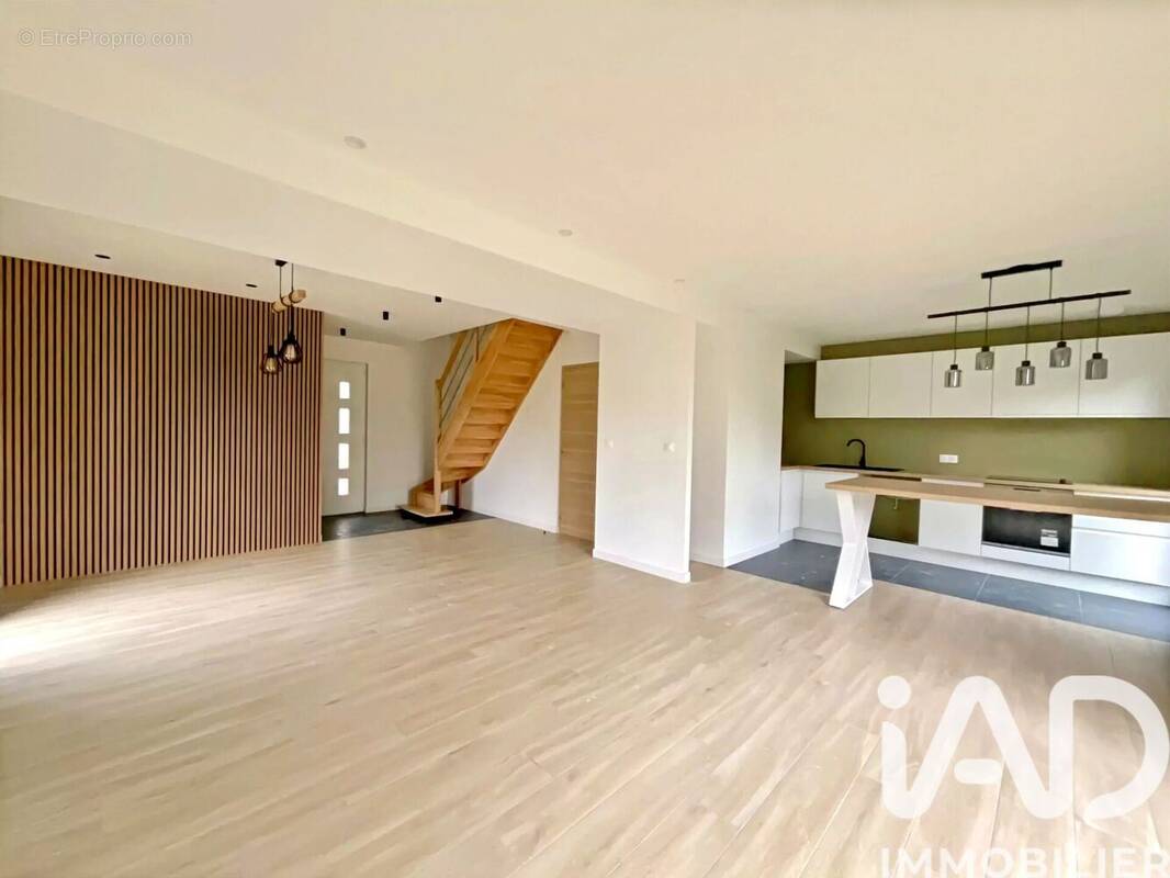 Photo 1 - Maison à ROOST-WARENDIN