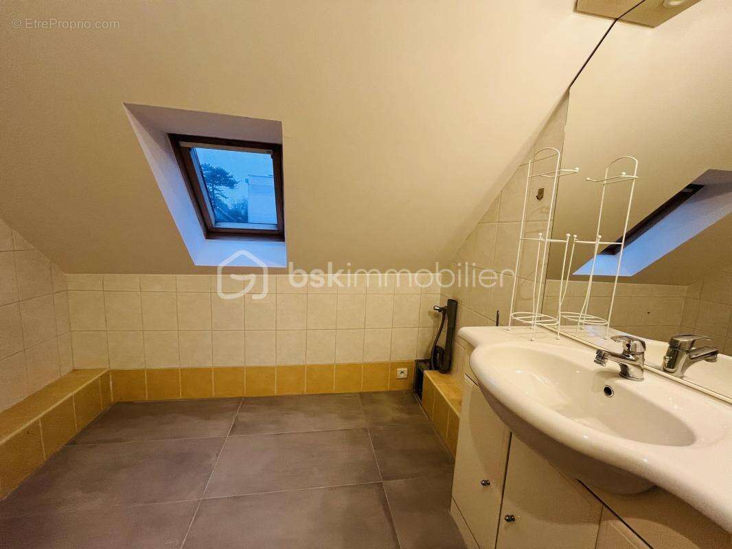 Appartement à VILLIERS-SUR-MORIN