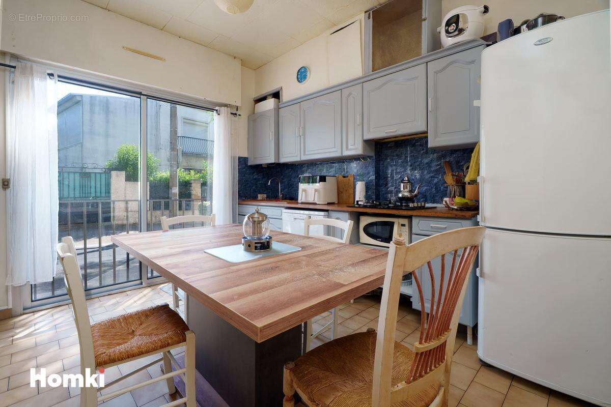 Appartement T3 de 56 m2 à Agde 34300 - photo 3