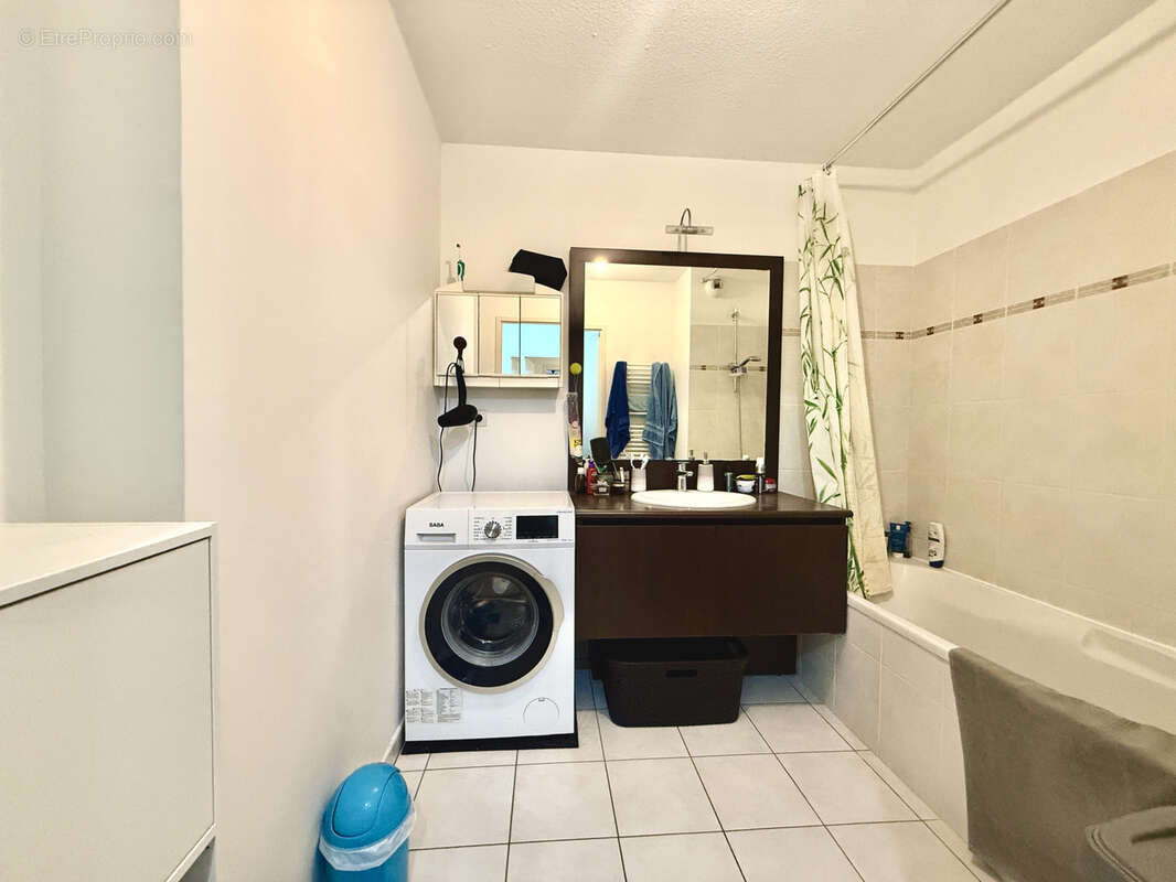 Appartement à CASTELNAU-LE-LEZ