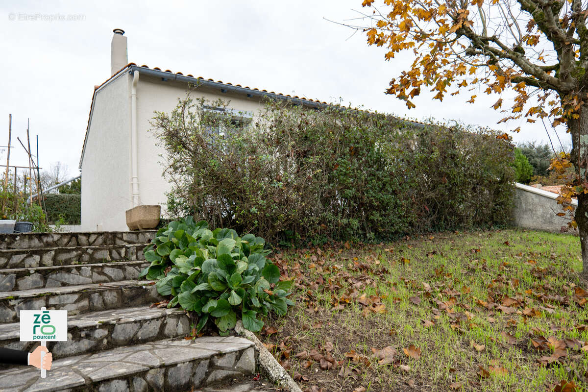 Maison à L'ORBRIE