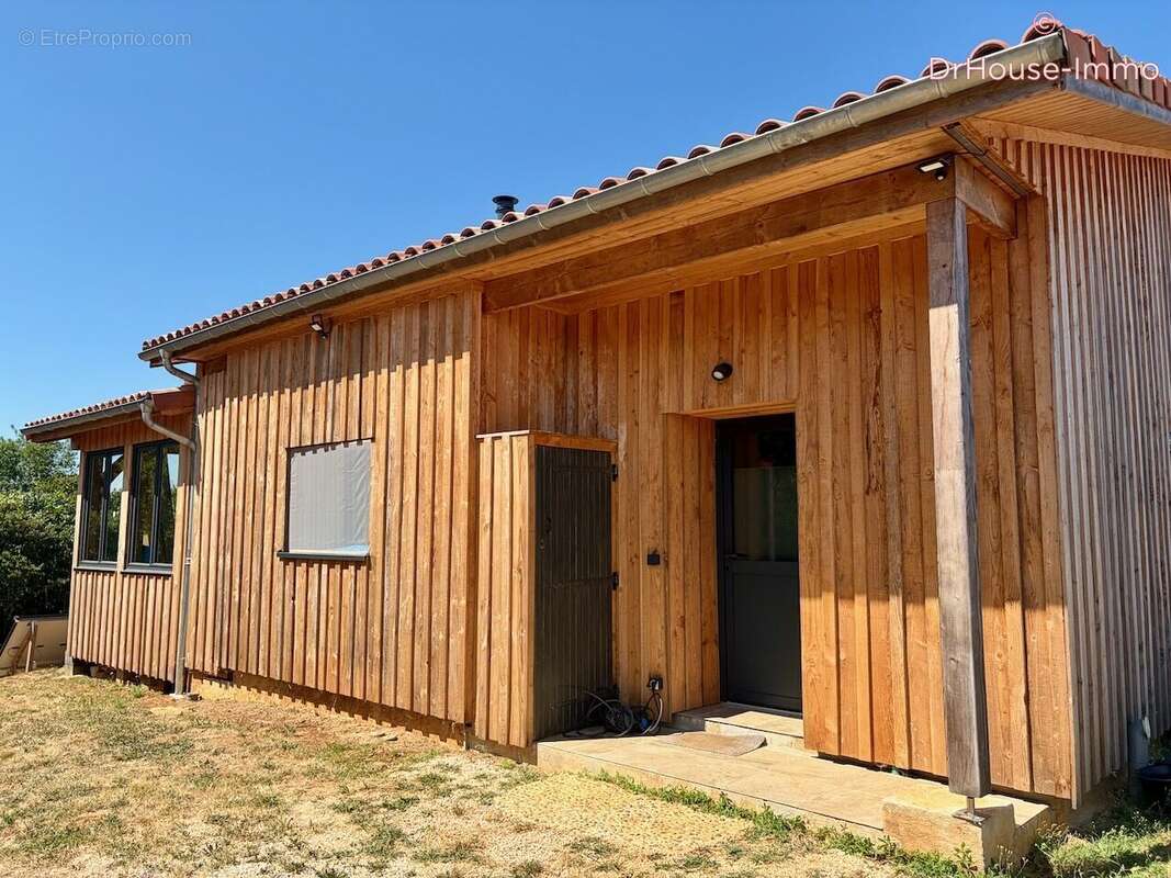 Maison 55 m² à Rouffignac-Saint-Cernin-De-Reilhac  - photo 3