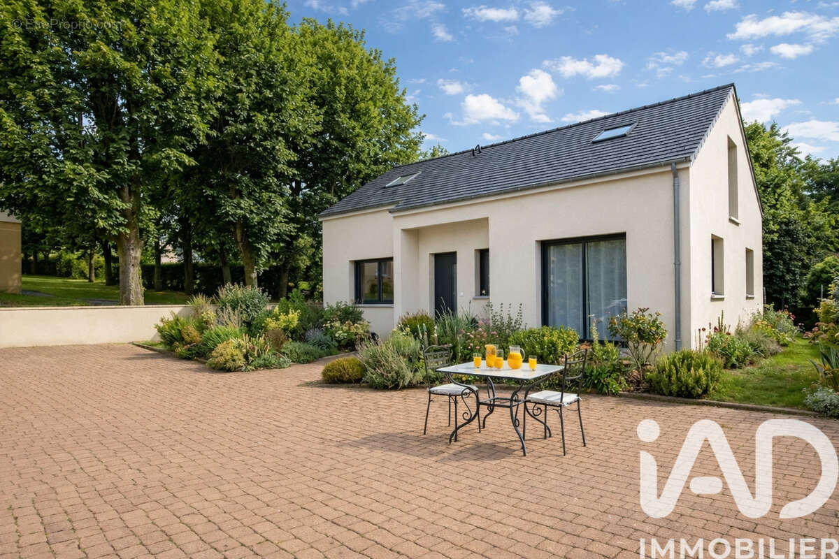 Photo 2 - Maison à ARPAJON