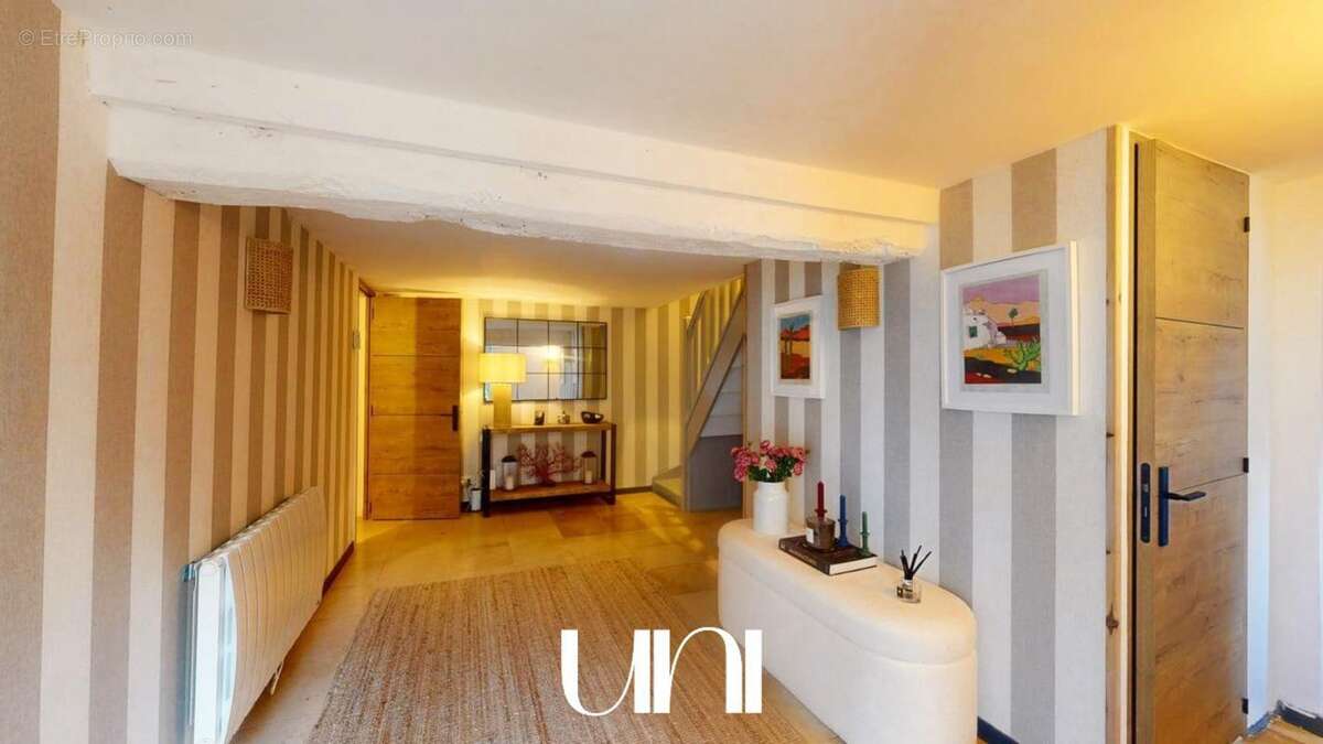 Maison à TROIS-MONTS