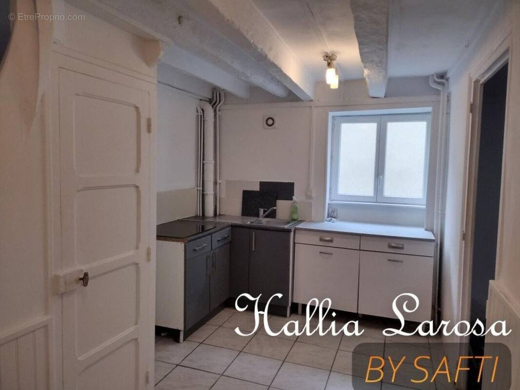 Photo 1 - Maison à MONTMORILLON