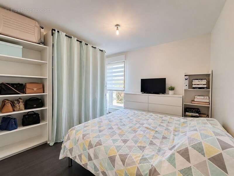 Maison à vendre maison contemporaine 6 pièces SAINT BERTHEVIN (53) - photo 7