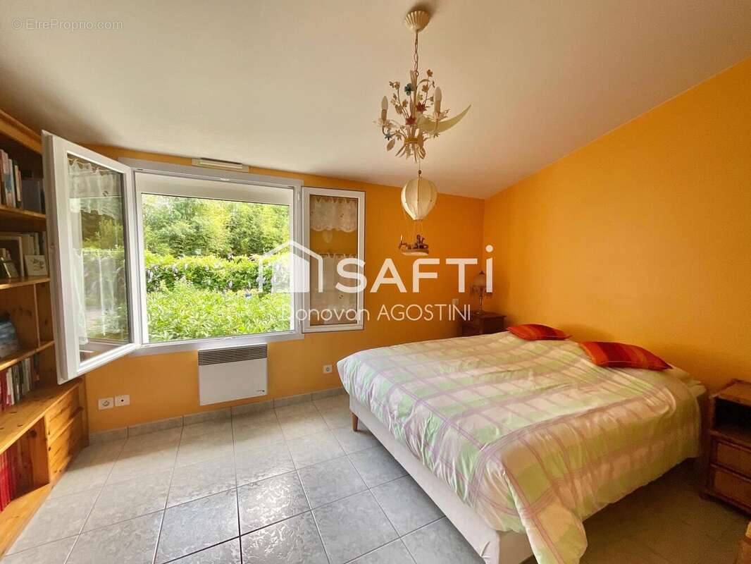 Photo 9 - Maison à BEAULIEU-SOUS-LA-ROCHE