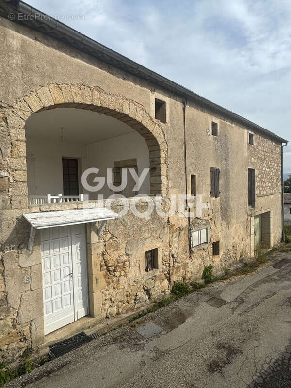 Maison à LACHAPELLE-SOUS-AUBENAS