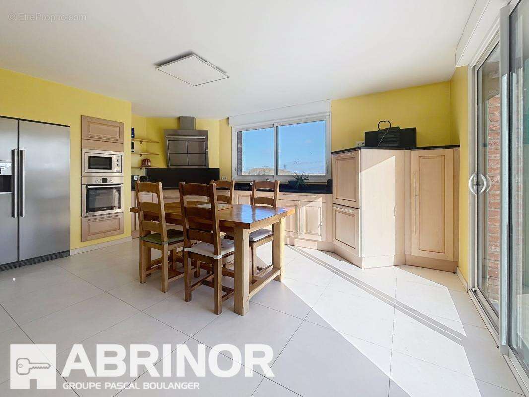 Maison à GONDECOURT