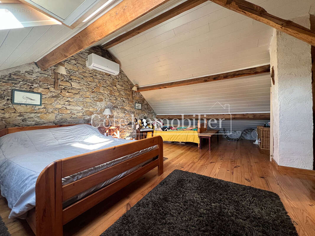 Maison à SAINT-MICHEL-CHEF-CHEF