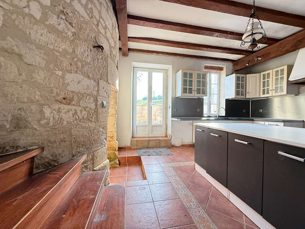 Maison à VILLEGOUGE