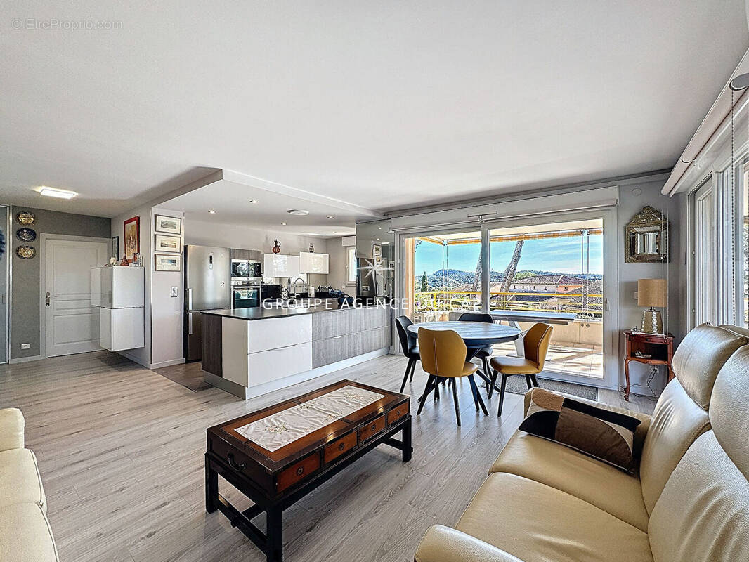 Appartement à SAINT-RAPHAEL