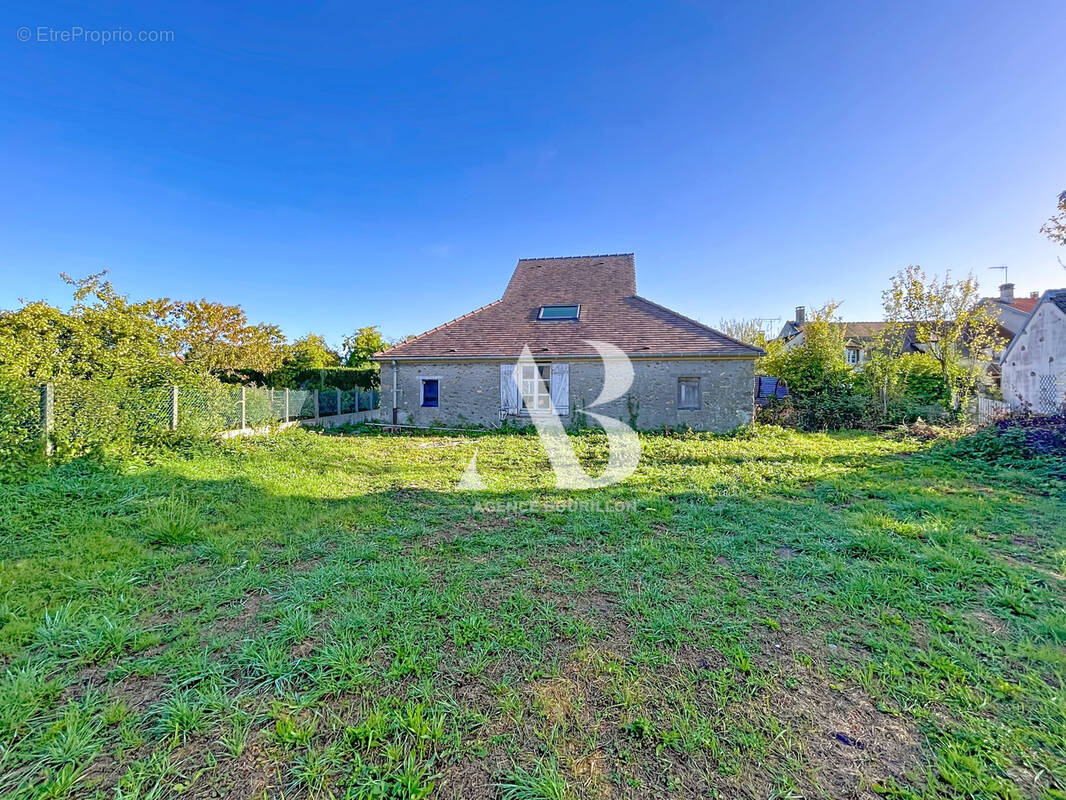 Maison à GRANDPUITS-BAILLY-CARROIS