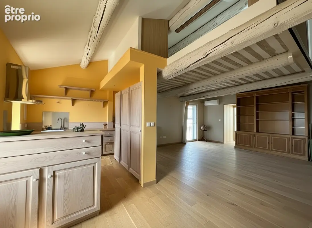 Appartement à L'ISLE-SUR-LA-SORGUE