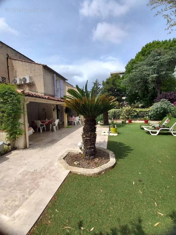 Maison à MARSEILLE-9E