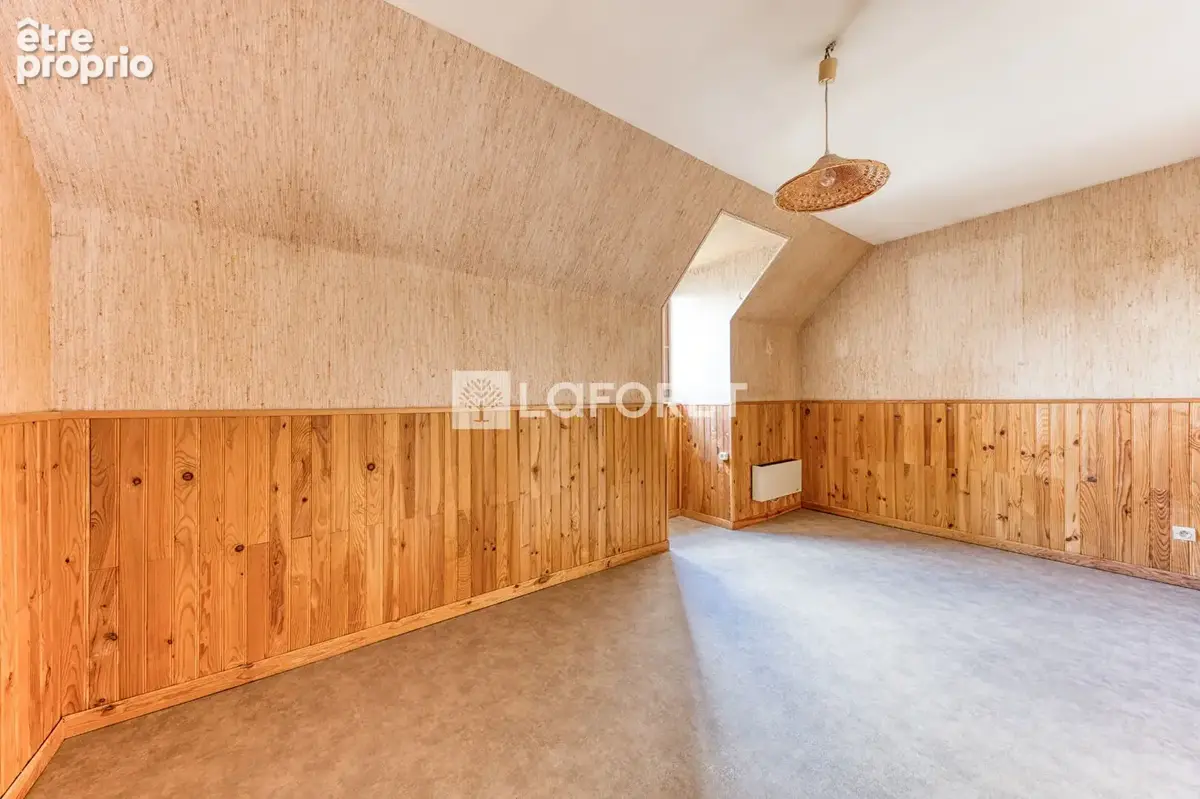Maison Pontault Combault 5 pièce(s) 100.40 m2 - photo 8