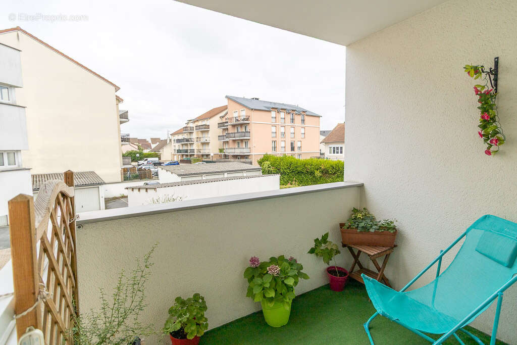 Appartement à PONTAULT-COMBAULT