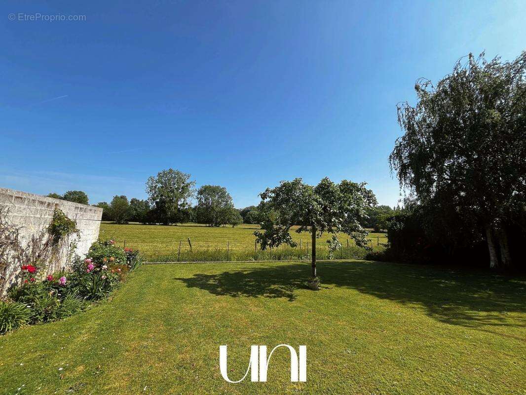 Maison à BRETTEVILLE-SUR-ODON