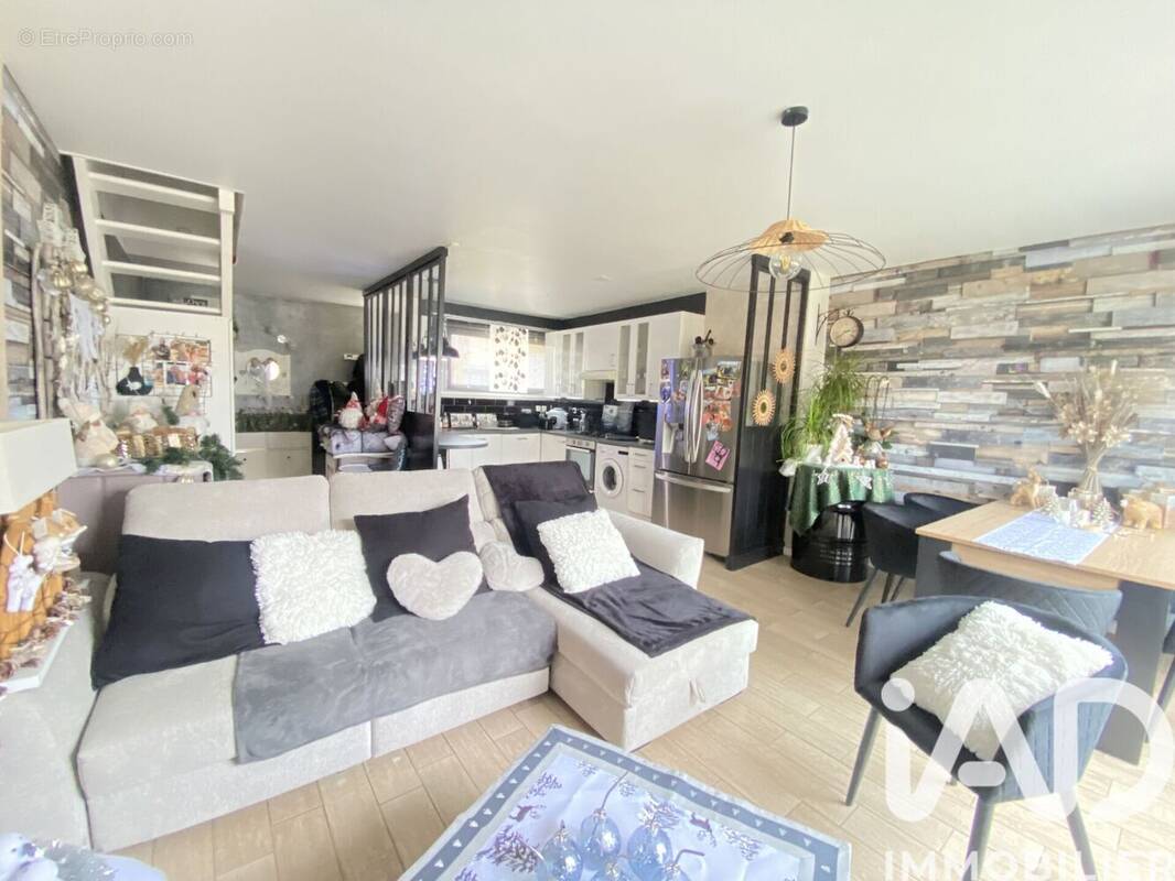 Photo 1 - Appartement à BRIE-COMTE-ROBERT