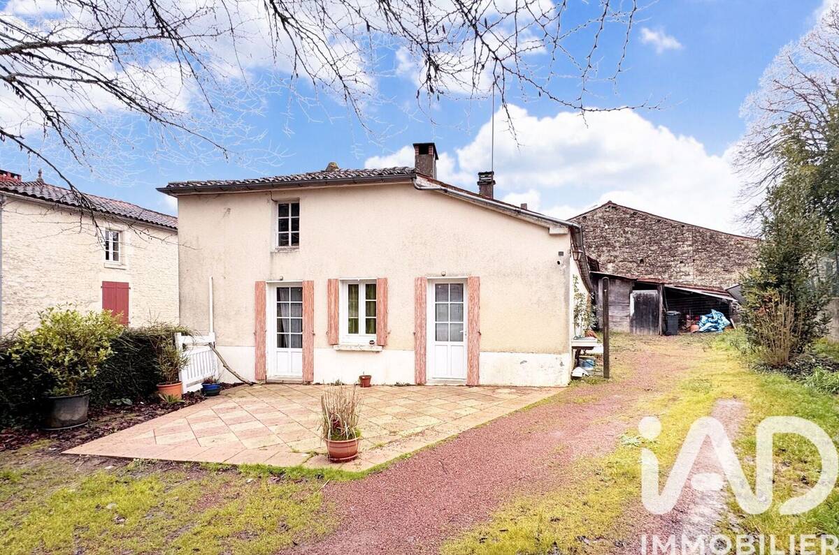 Photo 1 - Maison à LA CAILLERE-SAINT-HILAIRE