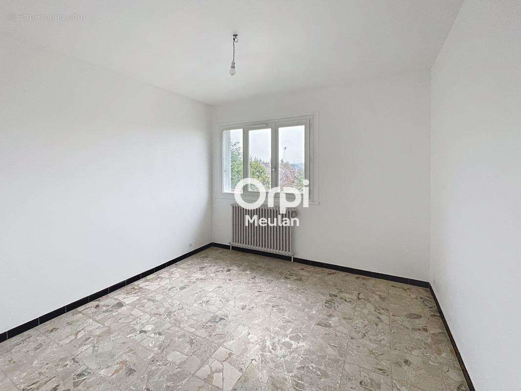 Maison à LES MUREAUX