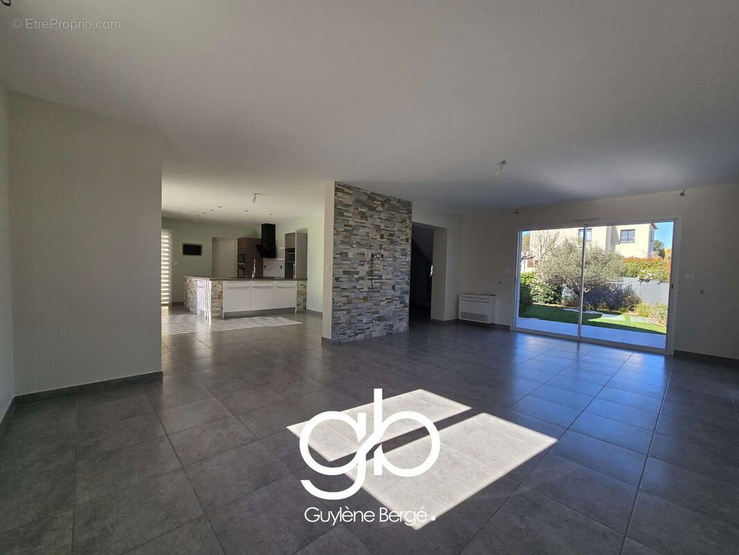 Maison à SAINT-DREZERY