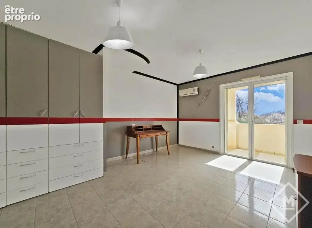 Superbe maison à vendre marseille 13012 - 350 m² avec 2000 m² de terrain - photo 37