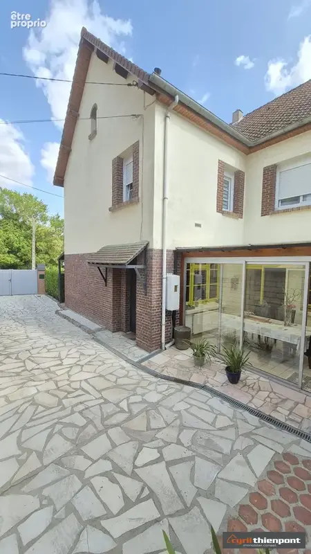 Maison 4 pièces 133 m² à vendre à Airaines (80270) - photo 3