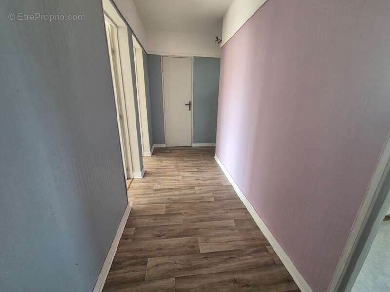 Appartement 3 chambres, garage et cave - photo 6