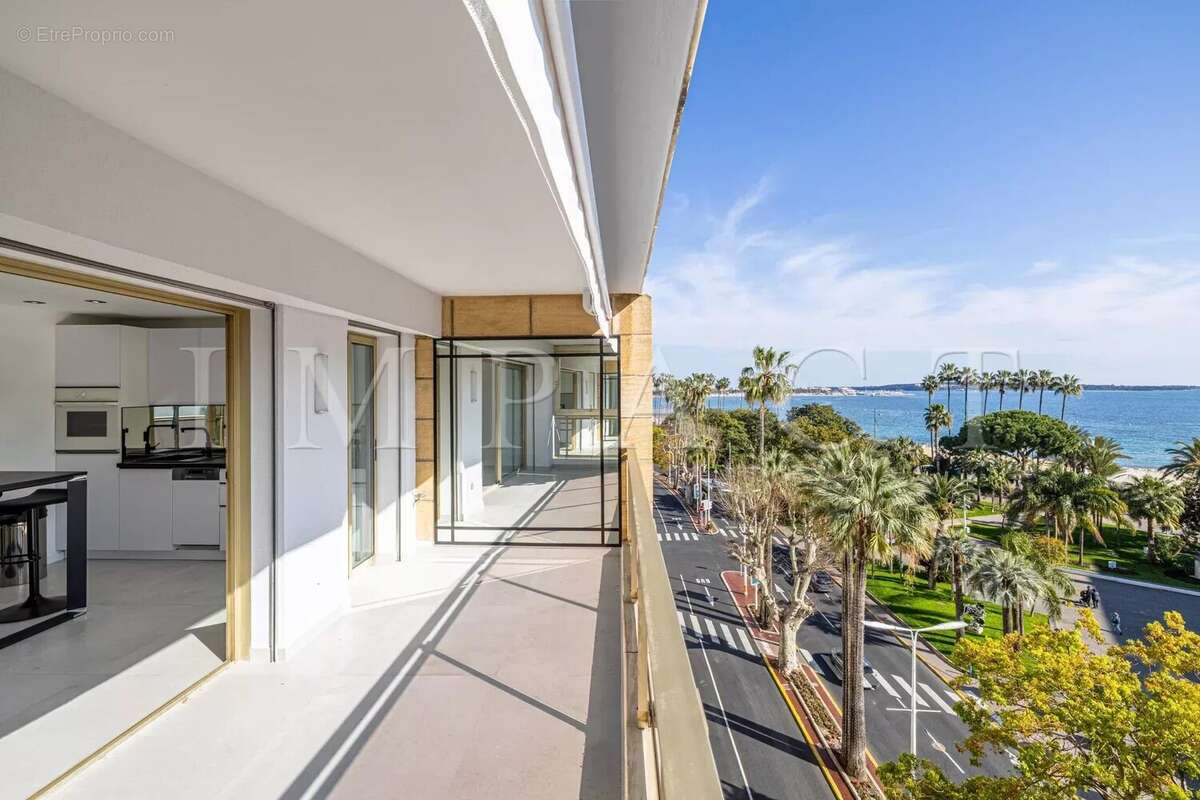 Appartement à CANNES