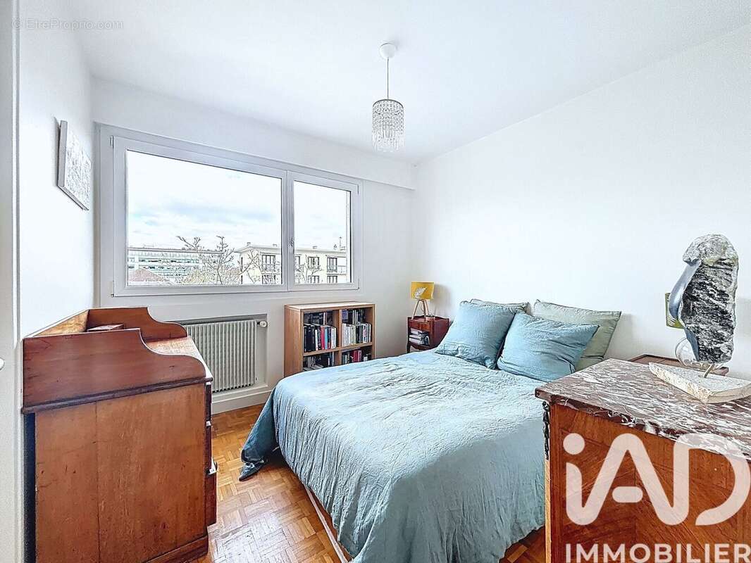 Photo 9 - Appartement à RUEIL-MALMAISON