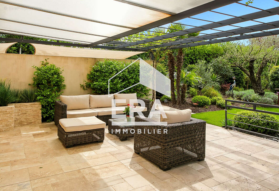 Maison à CHATEAURENARD