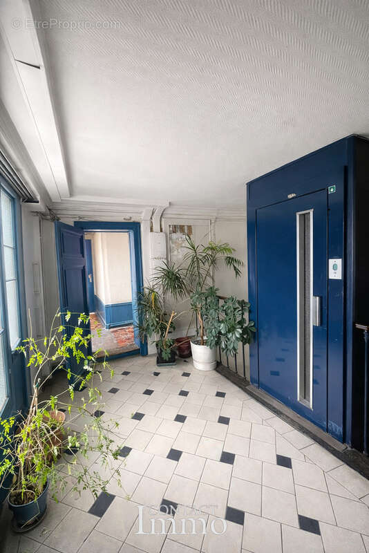 Appartement à PARIS-3E