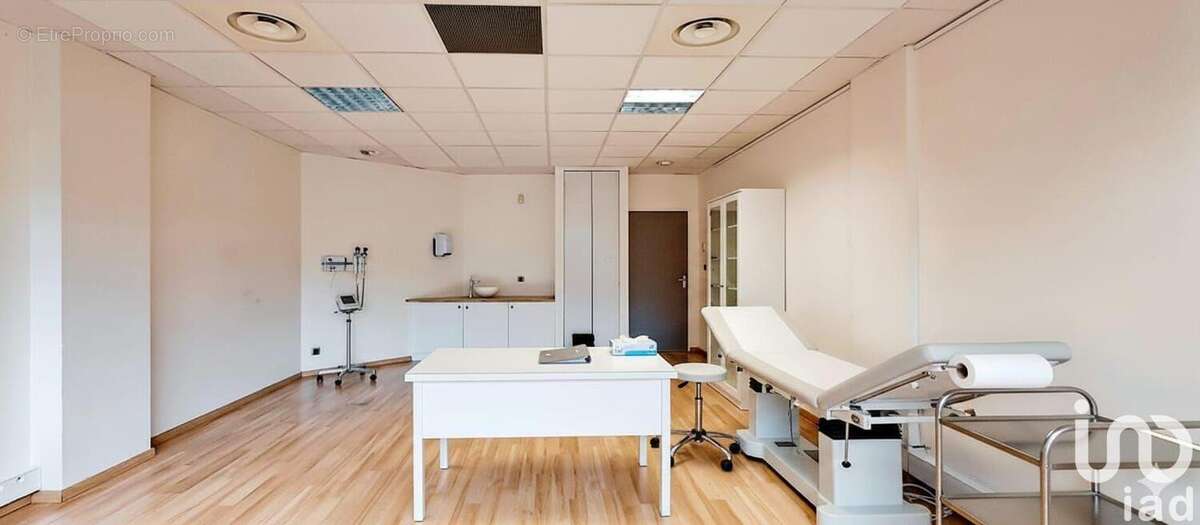 Photo 3 - Commerce à LA VALETTE-DU-VAR