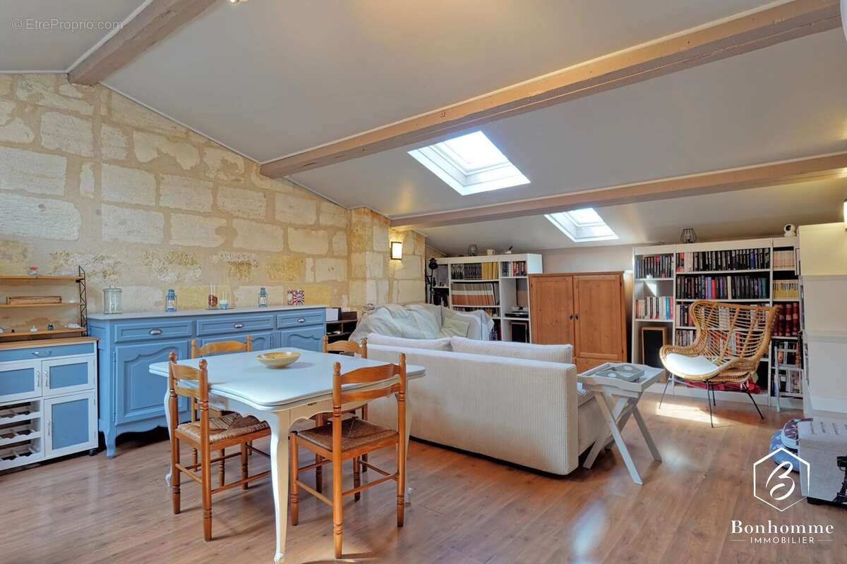 Appartement à LANGOIRAN