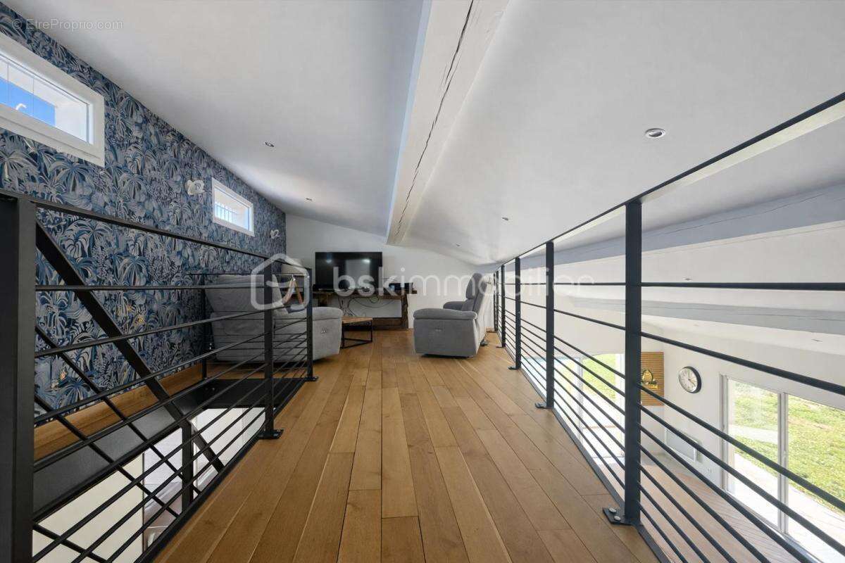 Exclusivité – villa d’architecte de plain-pied – 210 m² – un art de vivre entre lumière, volumes & élégance - photo 10