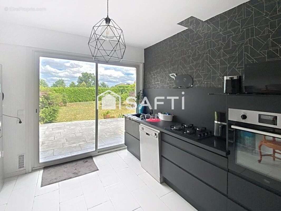Photo 2 - Maison à SAINT-MEDARD-EN-JALLES