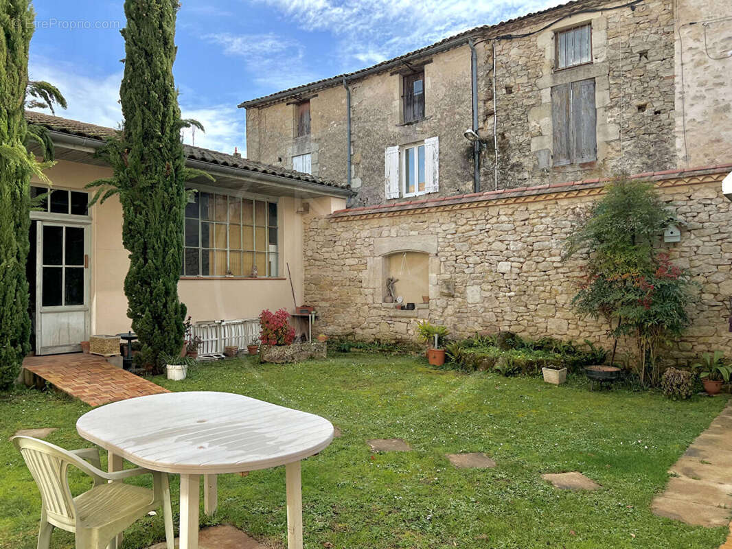 Maison à MONSEGUR