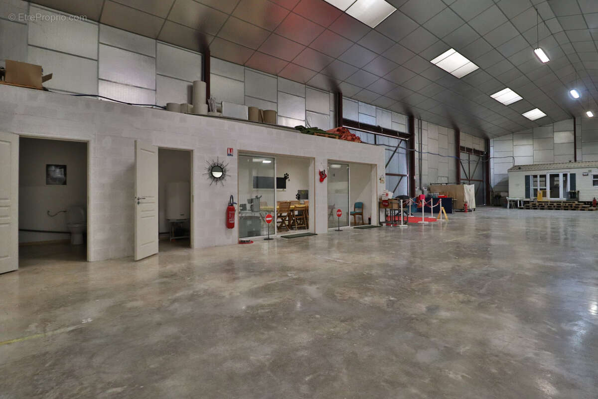 Hangar villacerf - photo 5