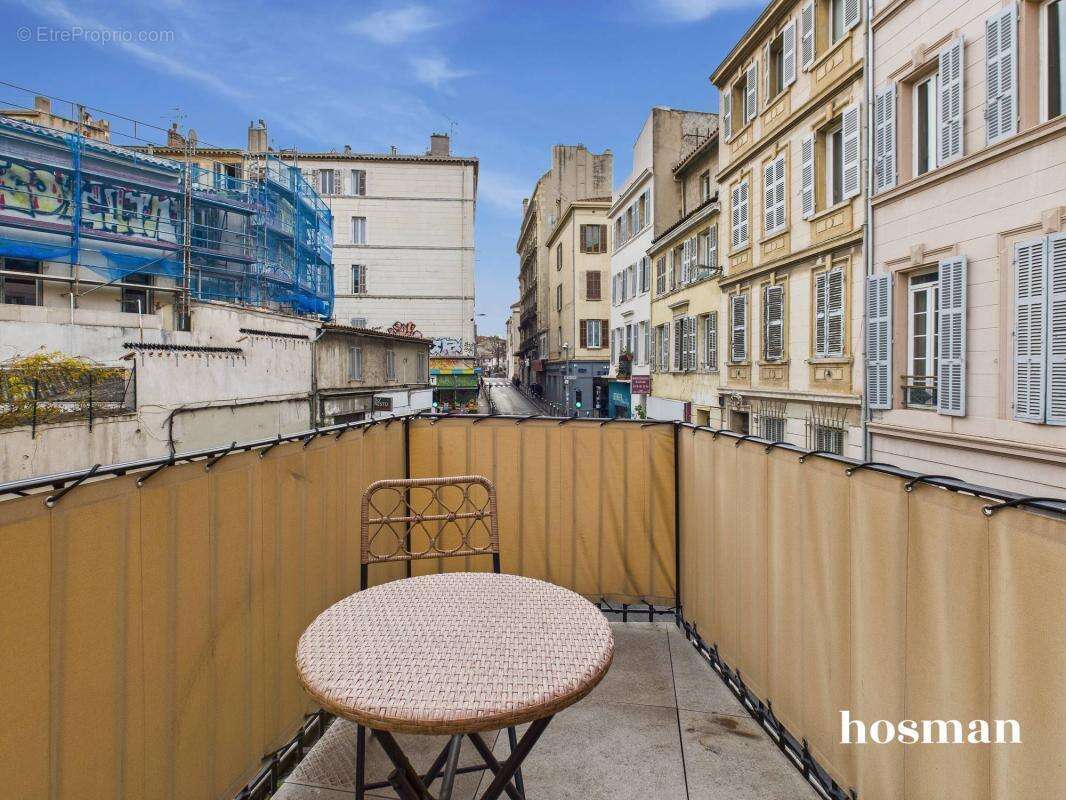 Appartement à MARSEILLE-1E
