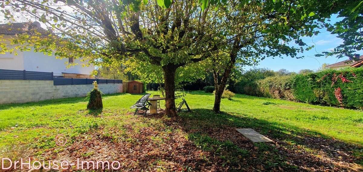Maison à LE LARDIN-SAINT-LAZARE