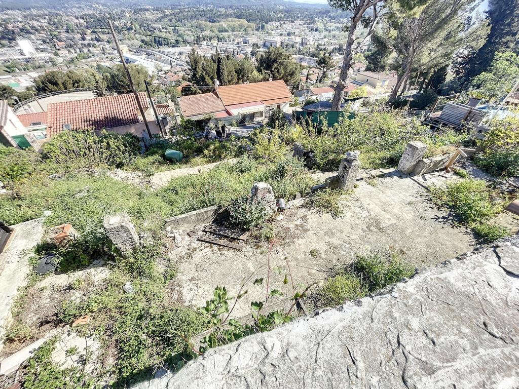 Terrain à MARSEILLE-11E