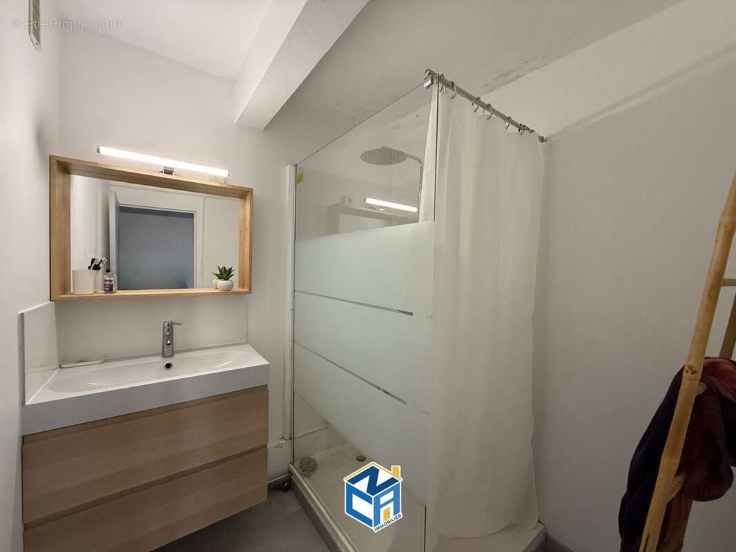 Appartement 64 m² à Tours  - photo 3