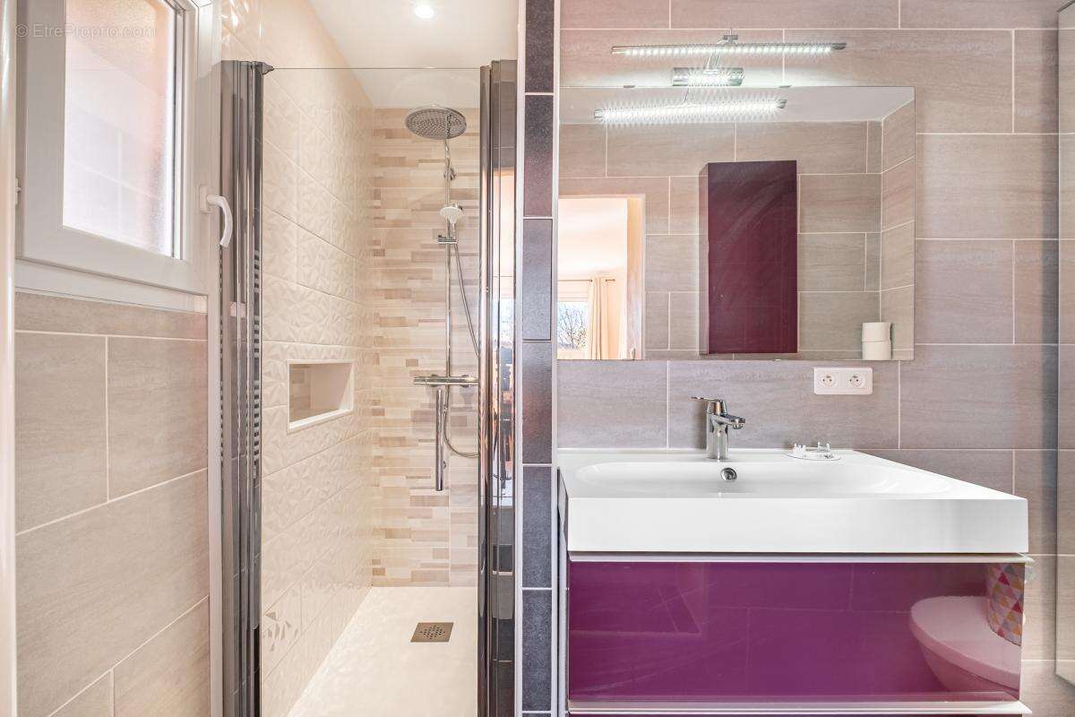 Maison à PEYMEINADE