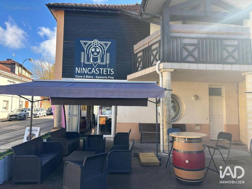 Photo 1 - Commerce à CASTETS